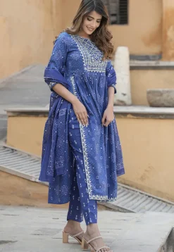 A-Line Suits>Utsav Fashion Bandhej Printed Cotton A Line Suit in Navy Blue