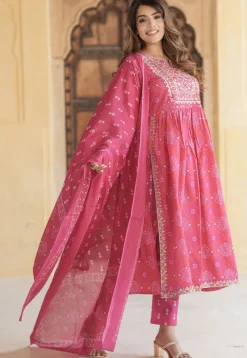 A-Line Suits>Utsav Fashion Bandhej Printed Cotton A Line Suit in Pink