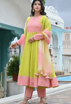A-Line Suits>Utsav Fashion Bandhej Printed Pure Cotton Aline Suit in Green