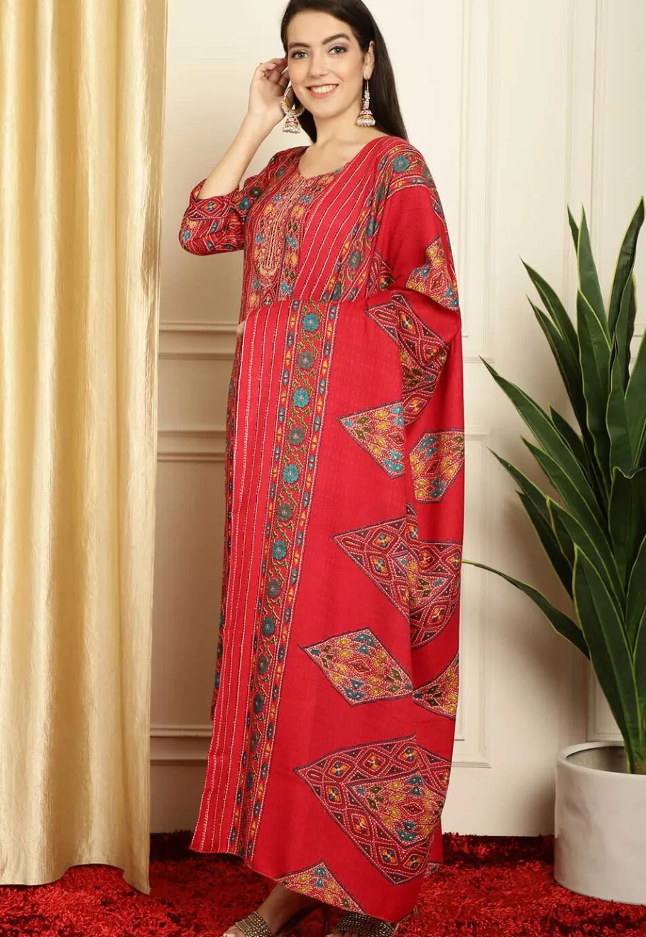 Casual Wear>Utsav Fashion Digital Printed Pashmina Silk Pakistani Suit in Red