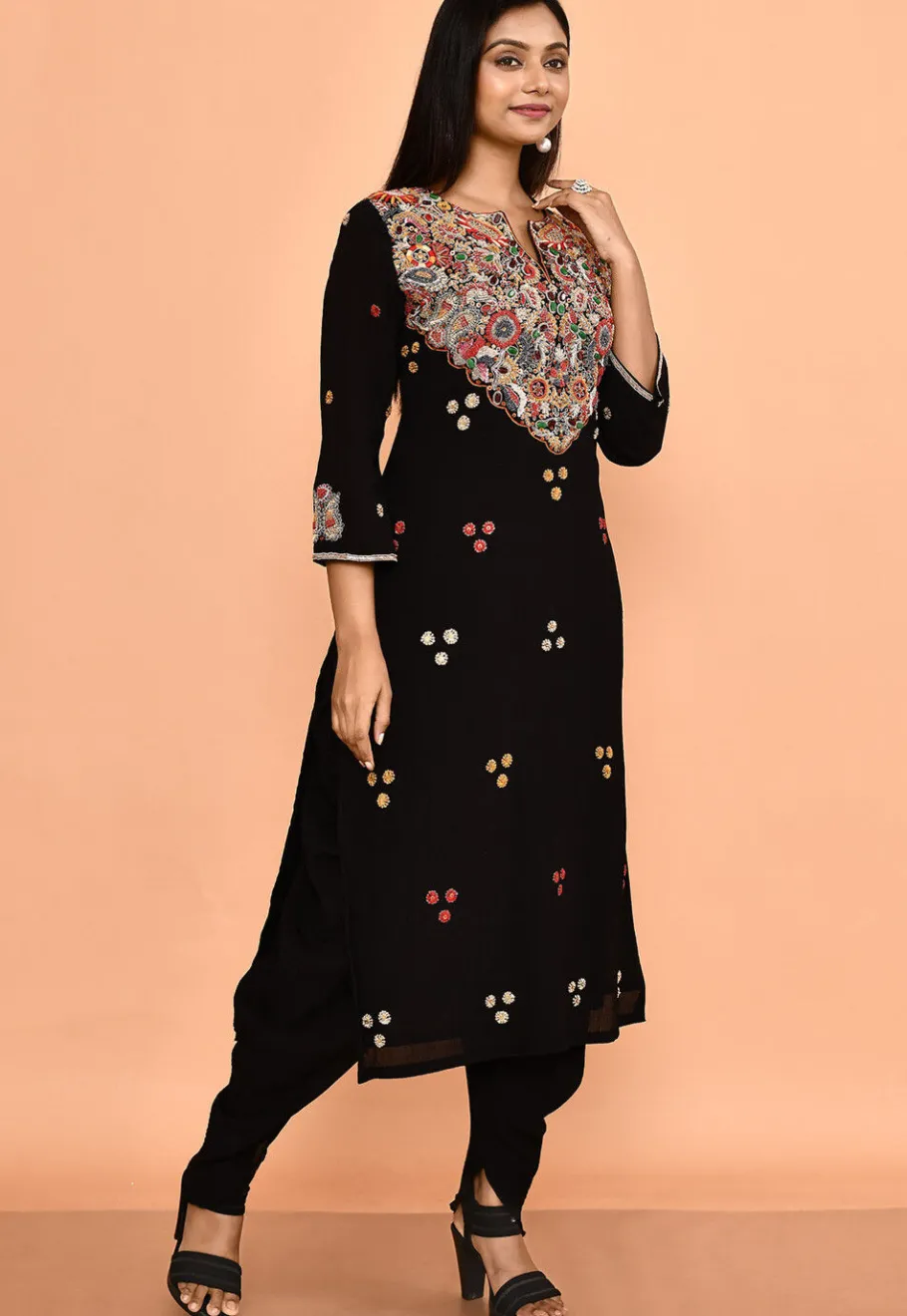 Wedding Wear>Utsav Fashion Hand Embroidered Crepe Pakistani Suit in Black