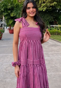 Gowns>Utsav Fashion Stripe Printed Rayon Tiered Gown in Pink